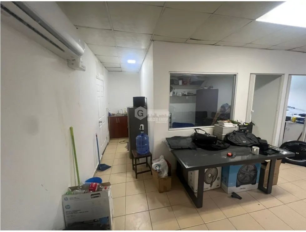 Warehouse for rent in Costa del Este
