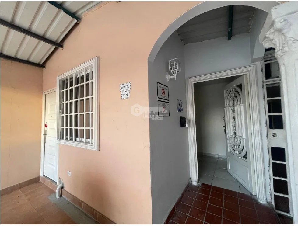 SE ALQUILA APARTAMENTO EN VILLA LUCRE 45M CON ENTRADA INDEPENDIENTE