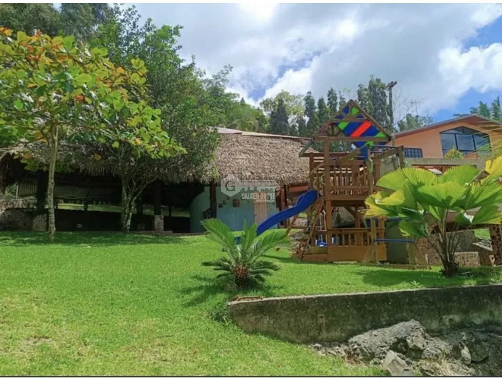 CAPIRA / EL CACAO / 4 HABITACIONES / 26 HECTAREAS / CON PISCINA