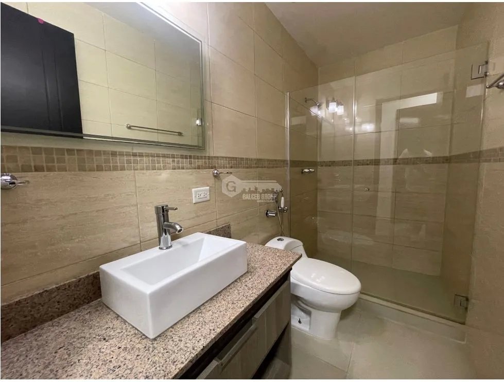 SE AQUILA APARTAMENTO EN EL INGENIO 98M 2 HABITACIONES BALCON