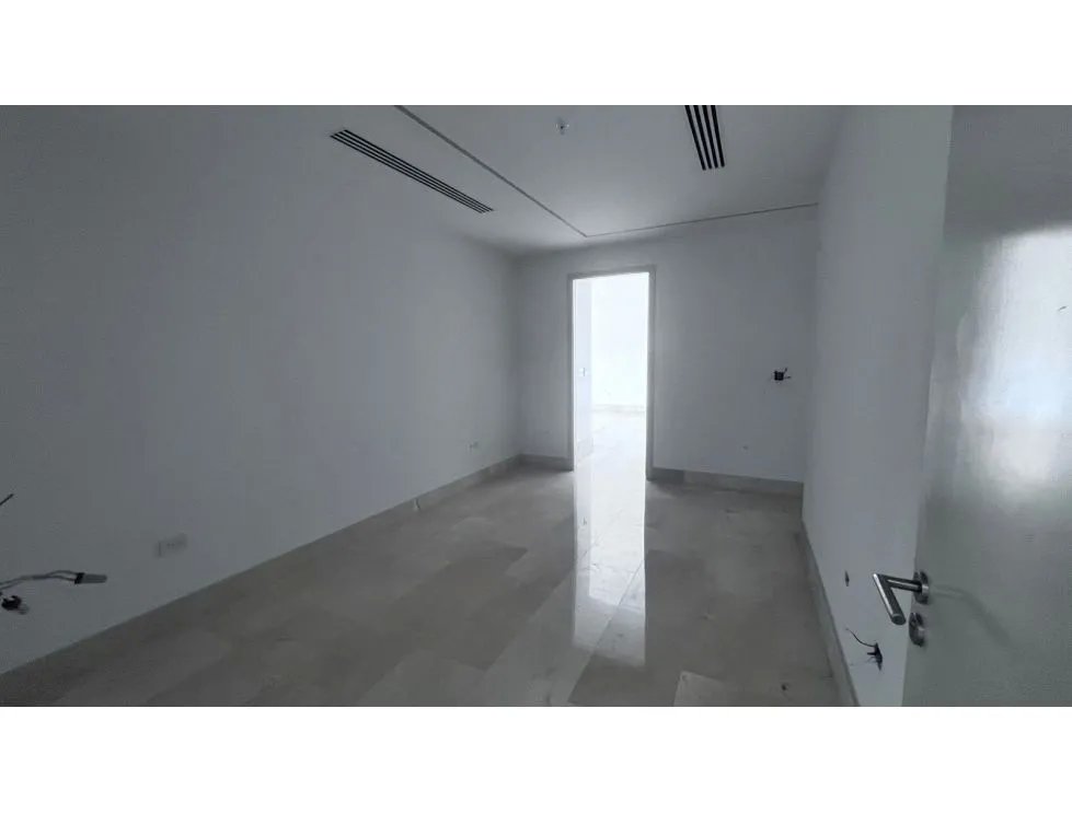SE VENDE APARTAMENTO EN PH PANORAMA 352 M2 CON  BALCON
