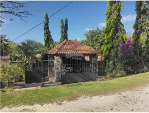 SE VENDE CASA EN SAN CARLOS  LAS UVAS 10...