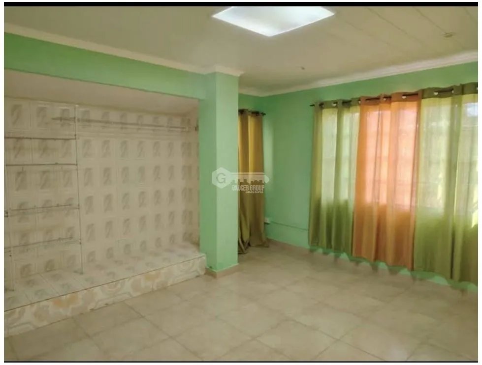 SE VENDE CASA EN CHORRERA GUADALUPE  600 M2 DOS NIVELES
