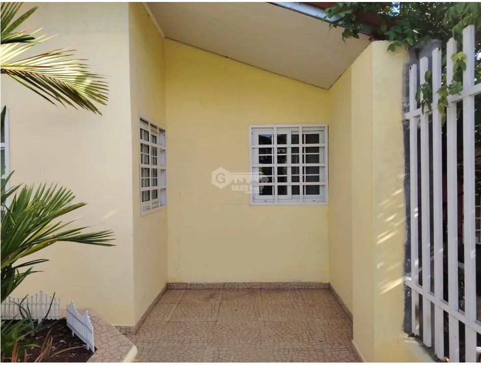 CHORRERA / GUADALUPE / 4 HABITACIONES / 600 M2 / 2 BAÑOS / PATIO
