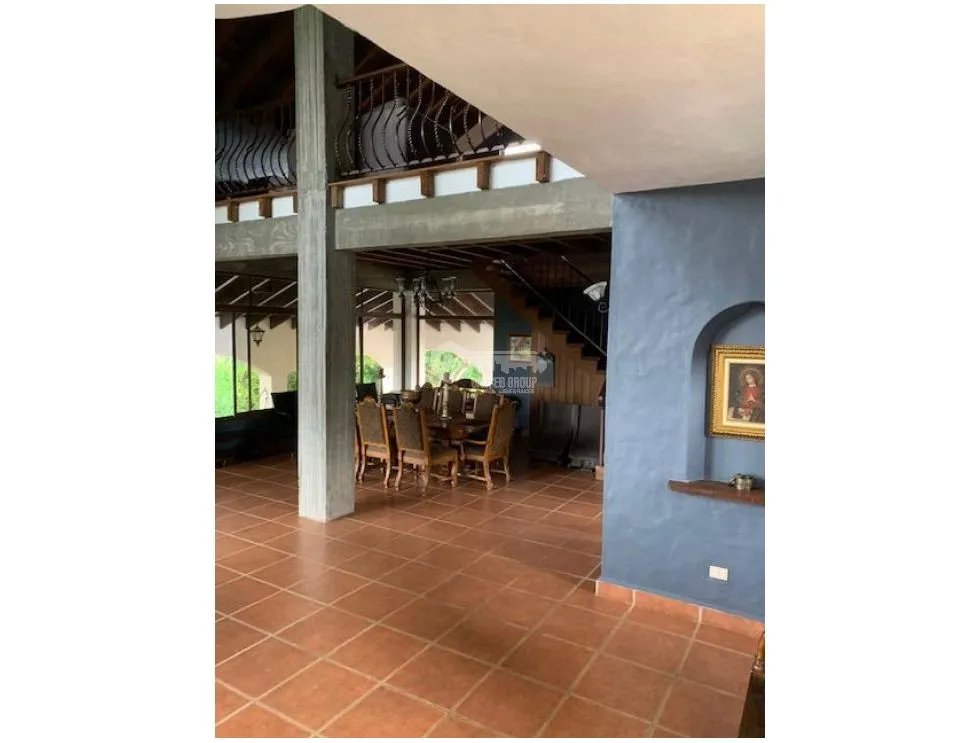 CHAME / SORA / 4 HABITACIONES / 10 HECTAREAS / 4 BAÑOS / PISCINA