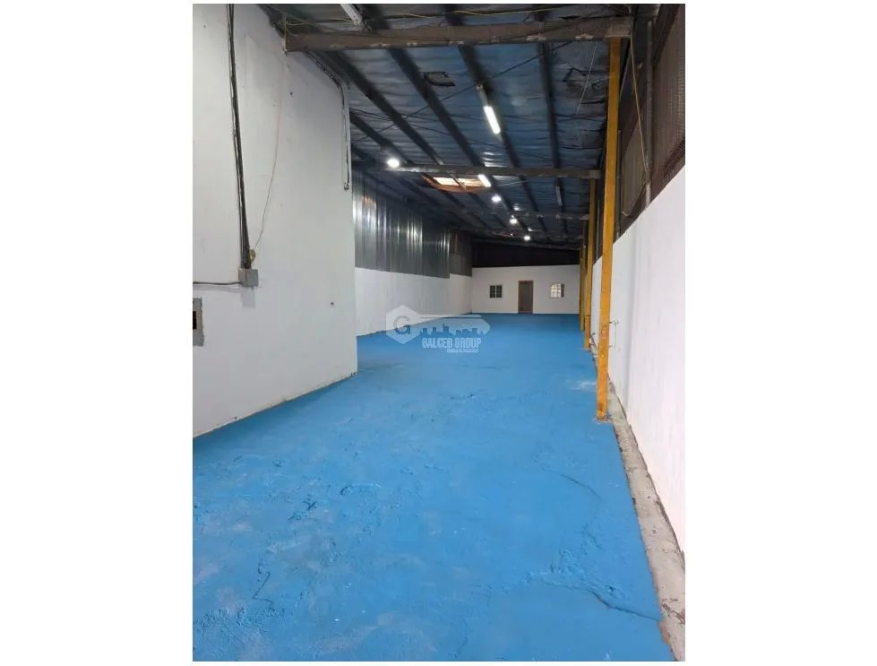 JUAN DIAZ / GALERA COMERCIAL / 325 M2 / PLANTA BAJA