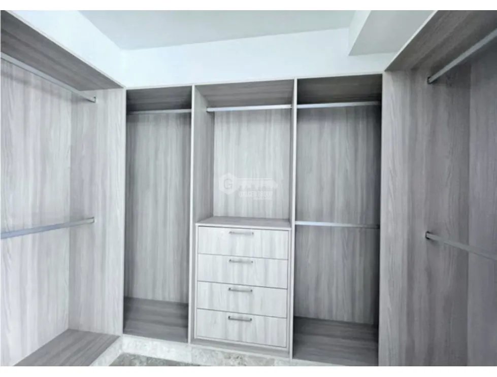 SE VENDE APARTAMENTO EN BELLA VISTA COSTANERA 205M VISTA AL MAR