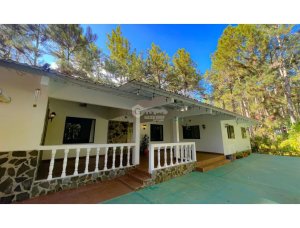 SE VENDE CASA CAMPESTRE EN ALTOS DE CERR...