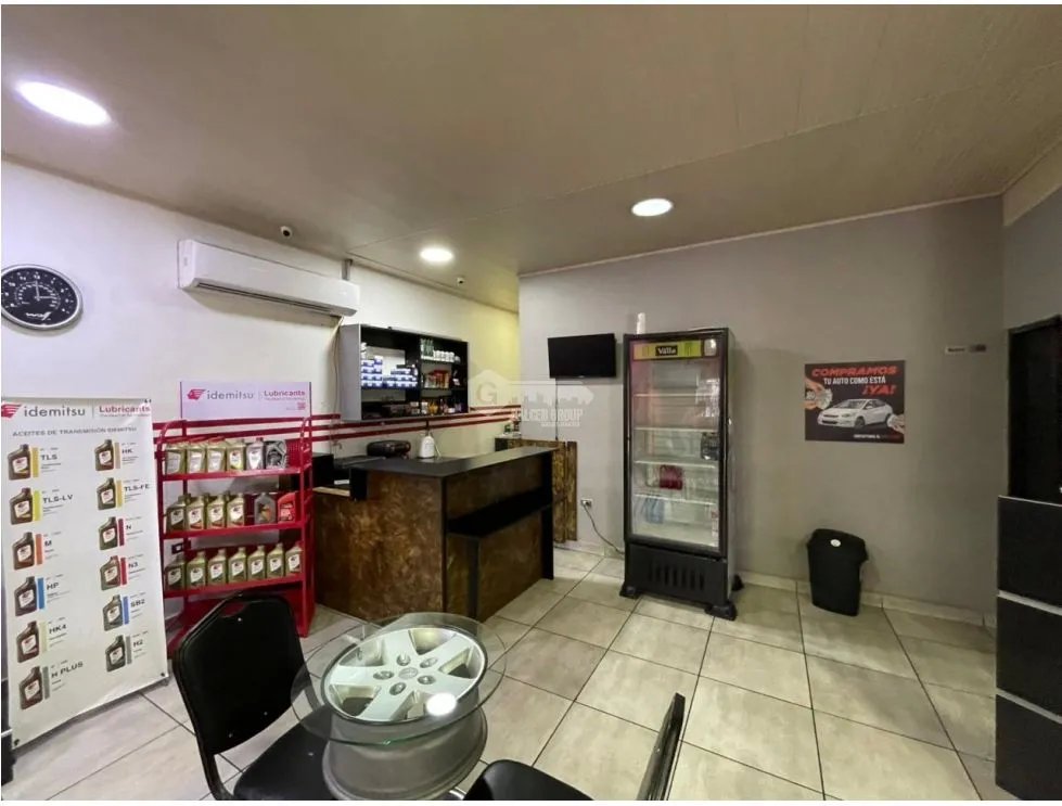 Warehouse for sale in Villa Lucre