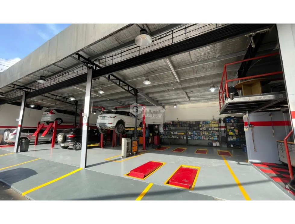 Warehouse for sale in Villa Lucre