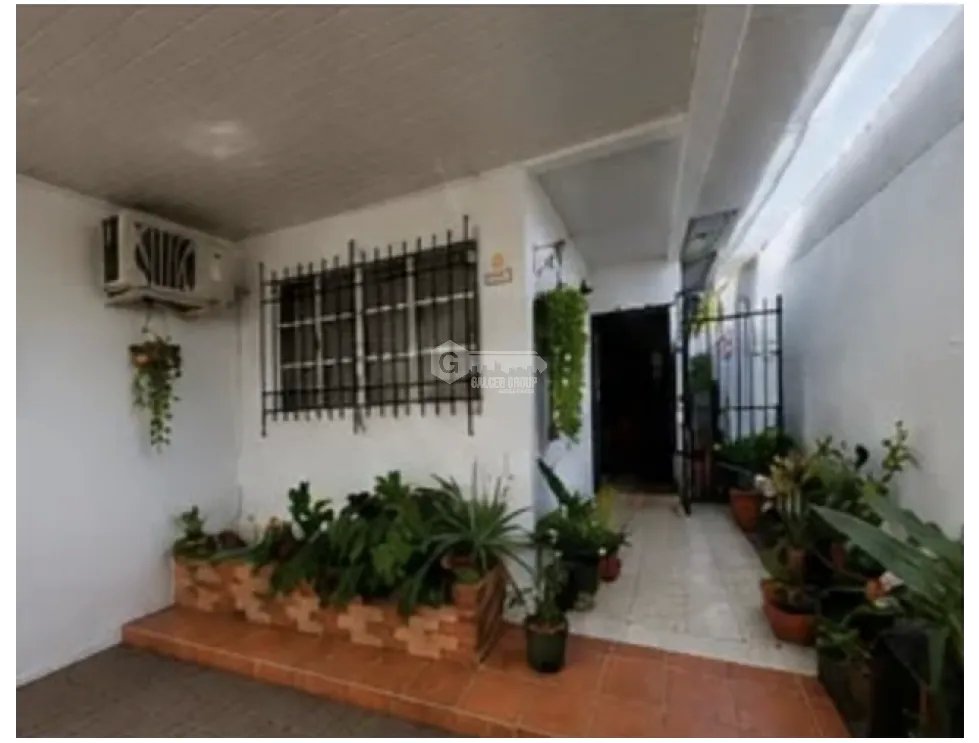 SE VENDE CASA BOULEVARD SAN ANTONIO 203M 4 HABITACIONES 3 BAÑOS