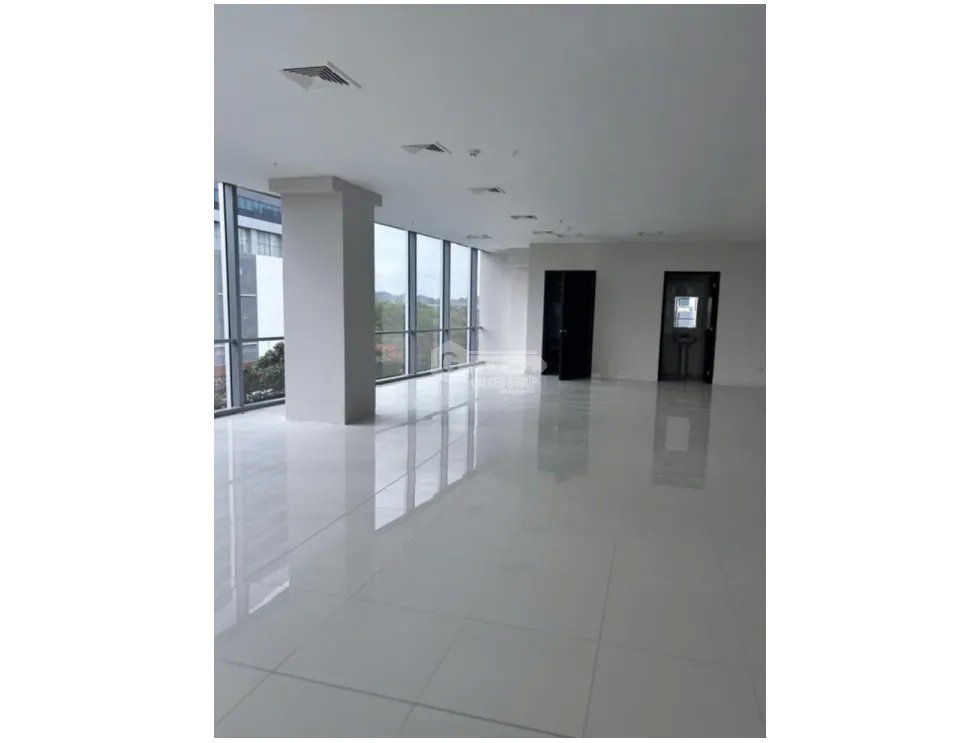 Office for rent in Costa del Este