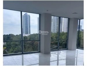 Office for rent in Costa del Este