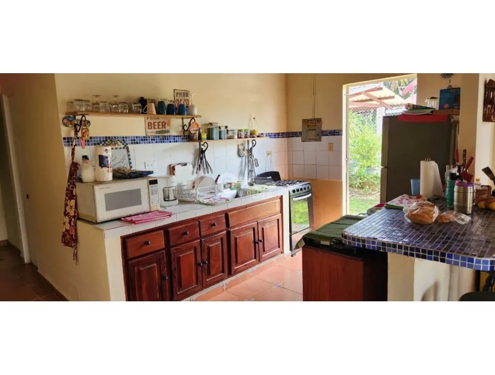 SE VENDE CASA EN GORGONA 1407 M2  CON PISCINA CERCA DE LA PLAYA