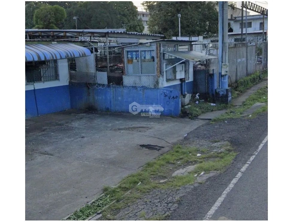 SE VENDE EDIFICIO COMERCIAL EN RIO ABAJO 1,748M2 OFICINA Y DEPOSITO