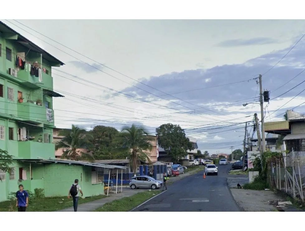 SE VENDE EDIFICIO COMERCIAL EN RIO ABAJO 1,748M2 OFICINA Y DEPOSITO