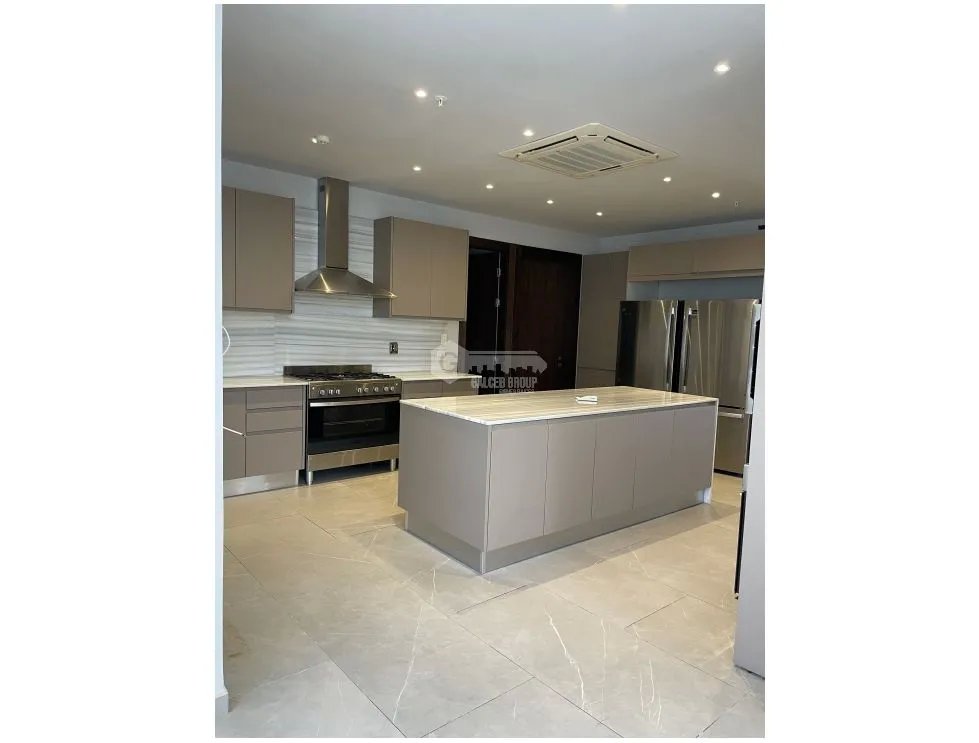 SE VENDE APT. EN  PUNTA PAITILLA PH THE TOWERS 4 HABITACIONES 395 M2