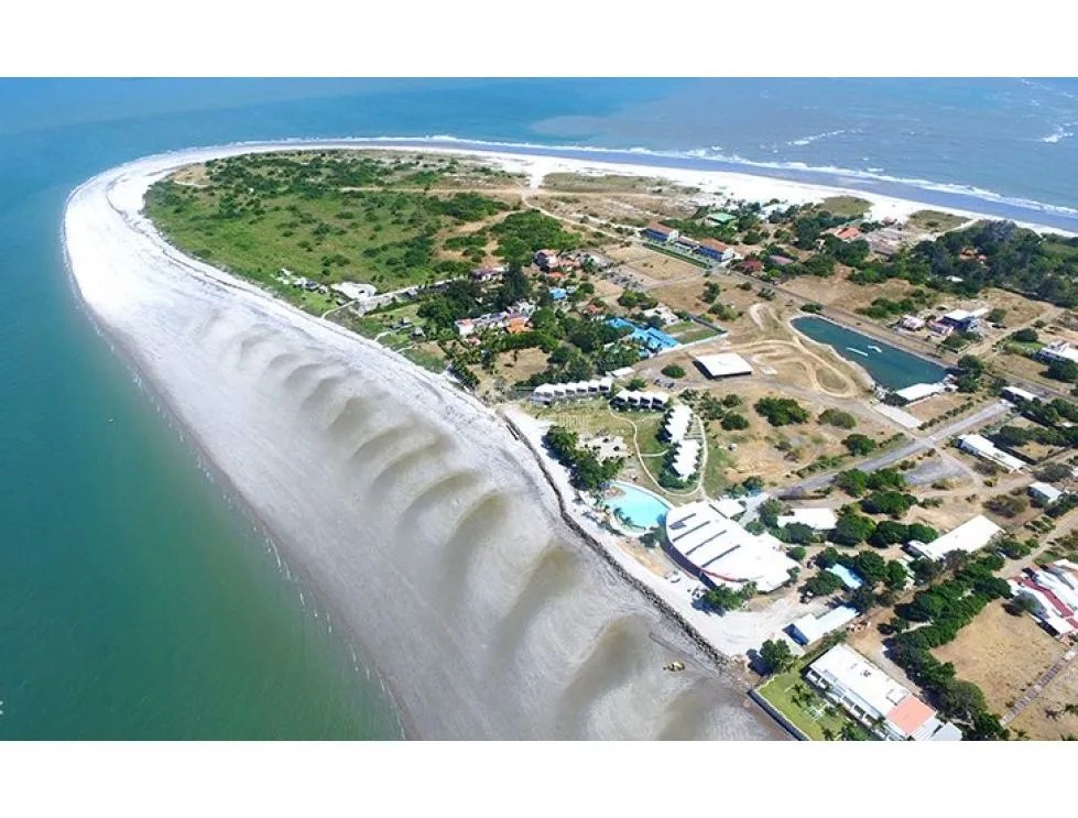 TERRENO  / PUNTA CHAME / PLAYA / 1,500M2 / SEGUNDA LINEA DEL MAR