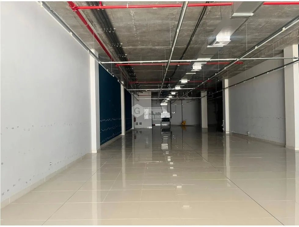 SE ALQUILA AMPLIO LOCAL COMERCIAL EN COSTA SUR 355 M2 PLANTA BAJA