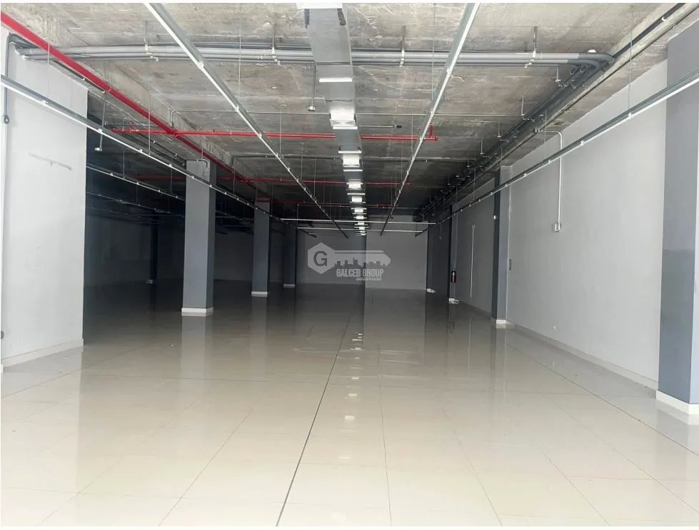 LOCAL COMERCIAL / COSTA SUR / 454 M2 / PLANTA BAJA / SIN DIVISIONES