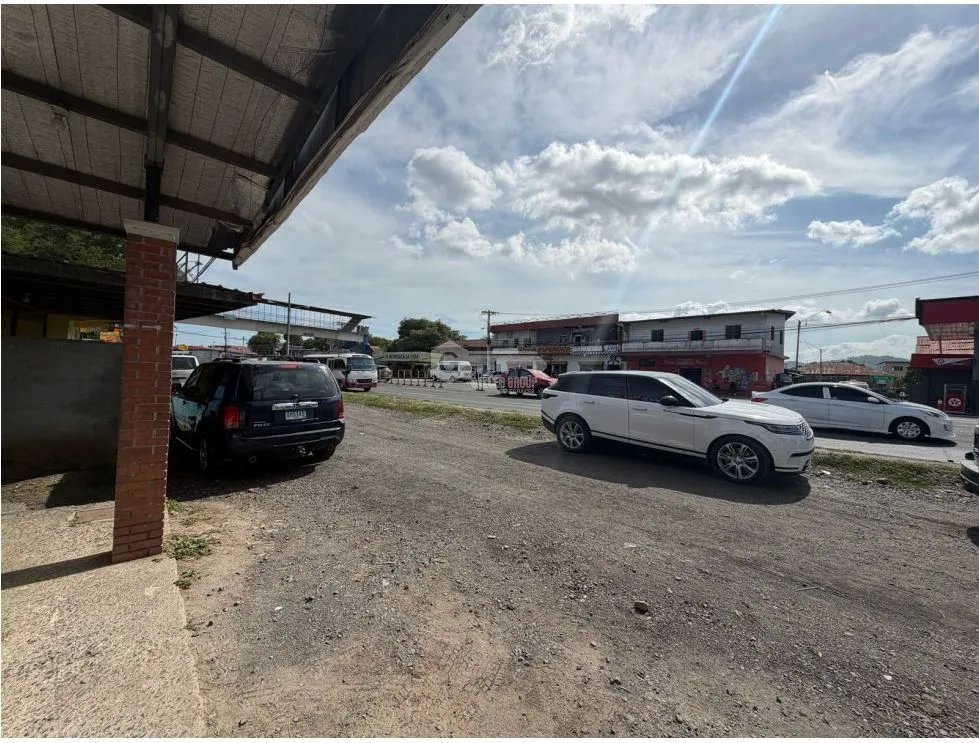 LOCAL COMERCIAL / CHAME / BEJUCO / 240 M2 / EN LA INTERAMERICANA