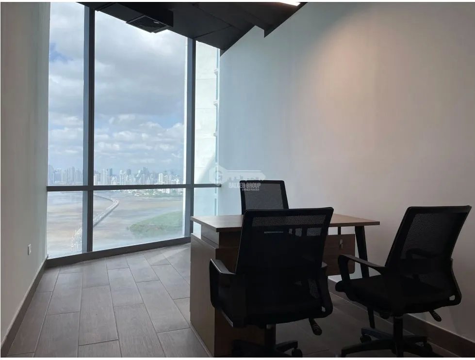 Office for rent in Costa del Este