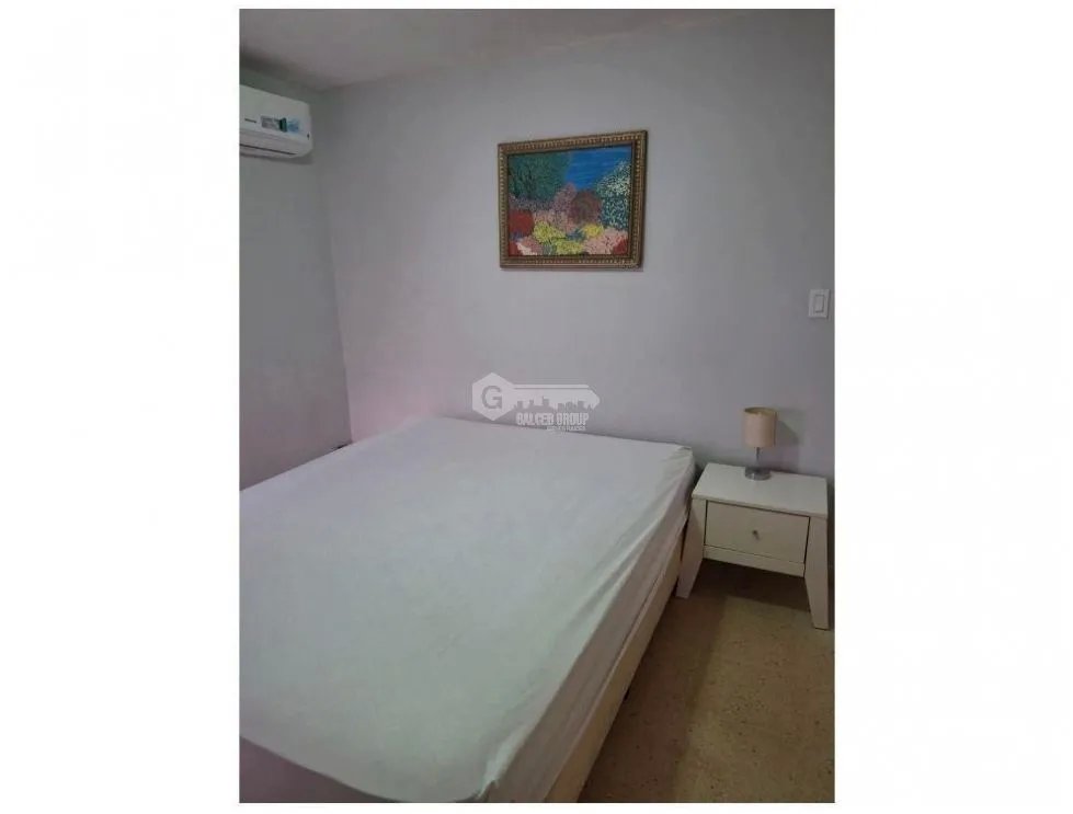 SE VENDE APARTAMENTO EN OBARRIO 5O M2 AMOBLADO / LINEA BLANCA