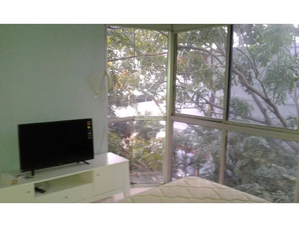 SE ALQUILA APARTAMENTO EN OBARRIO 5O M2 AMOBLADO/LINEA BLANCA