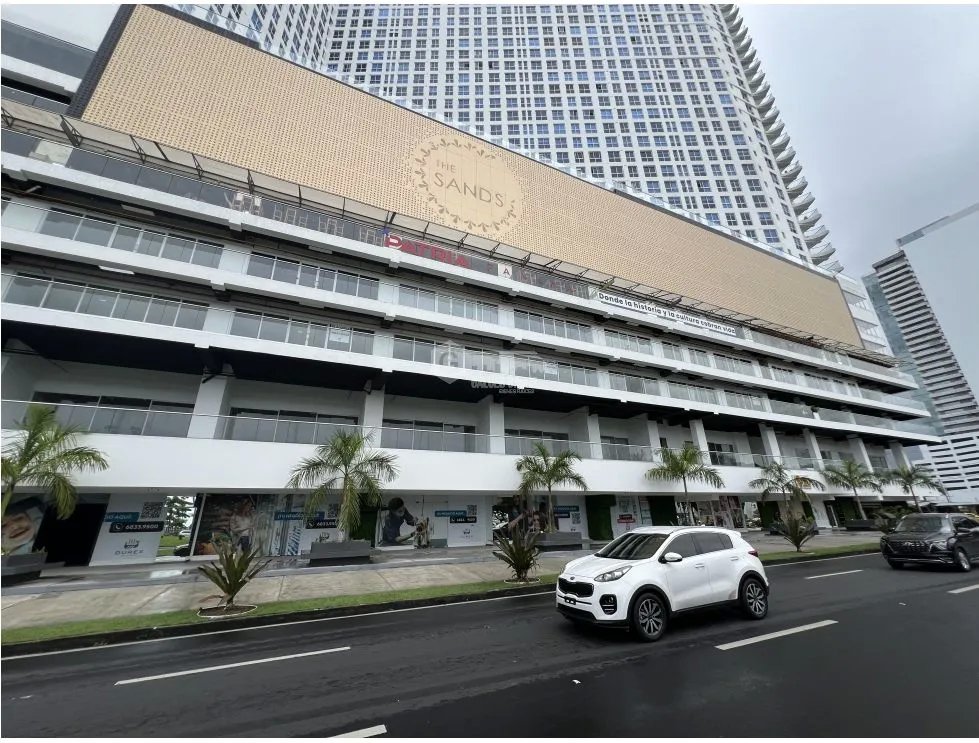 SE ALQUILA LOCAL COMERCIAL THE SANDS APARTAMENTS EN AV. BALBOA 135 M2