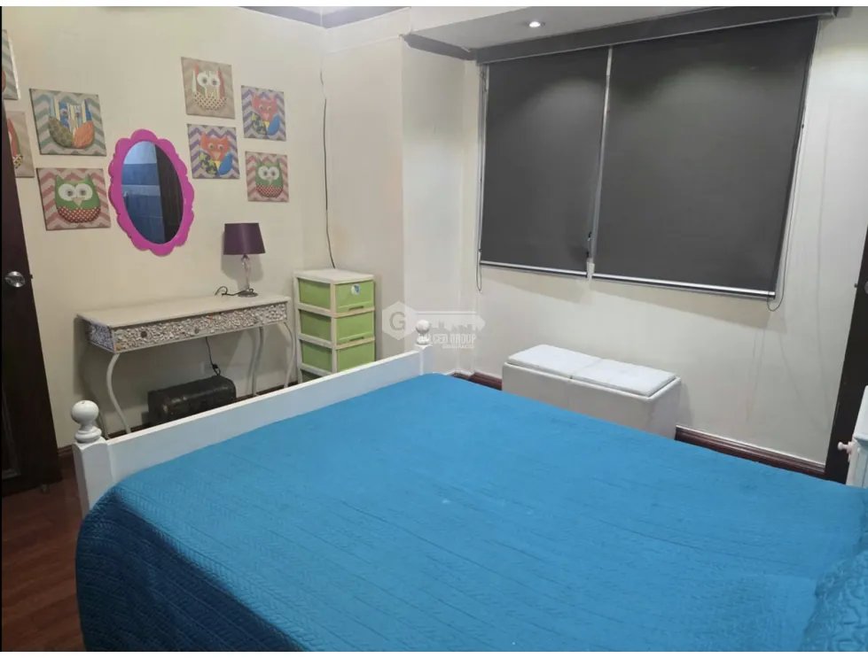 SE VENDE CASA EN PARQUE LEFEVRE SANTA ELENA 4 HABITACIONES 250m2