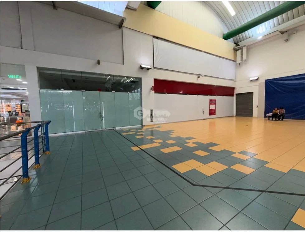 SE ALQUILA AMPLIO LOCAL EN ALBROOK MALL 508M2 SEGUNDO PISO