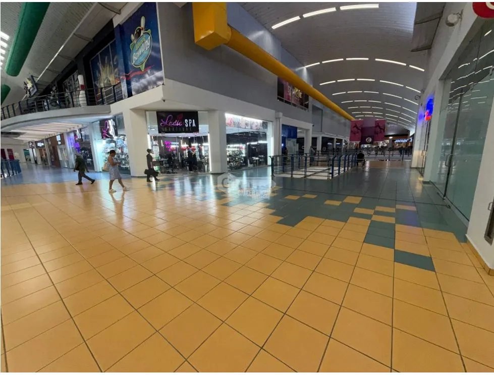 SE ALQUILA AMPLIO LOCAL EN ALBROOK MALL 340M2 SEGUNDO PISO