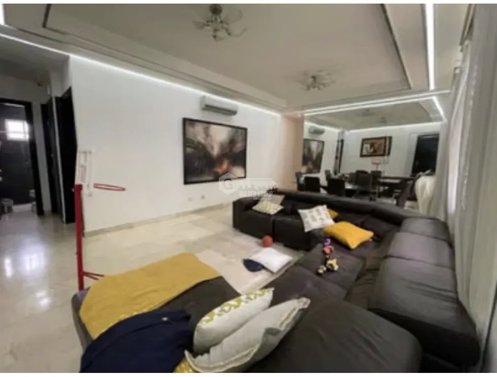 SE VENDE CASA EN BRISAS DEL GOLF 300 M2 CON HERMOSO PATIO LATERAL