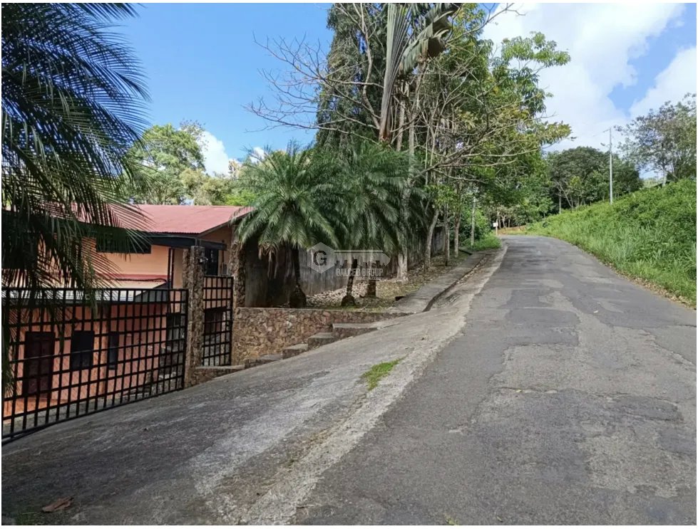 FINCA / 26 HECTAREA / EL CACAO / CAPIRA / POTENCIAL TURISTICO