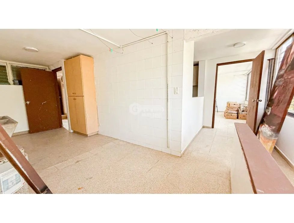 BETANIA  / URB. LOS ANGELES / CASA DE 4 NIVELES / 450 m2 / PATIO