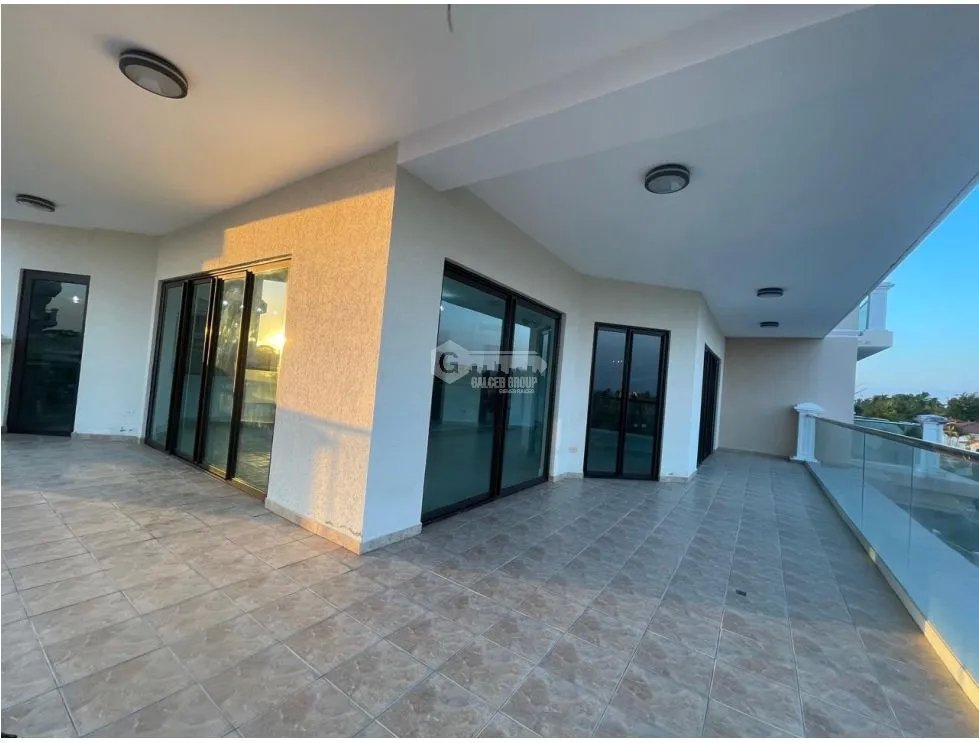 SAN CARLOS VISTAMAR PH LAS OLAS II 313M 3 HABITACIONES YG