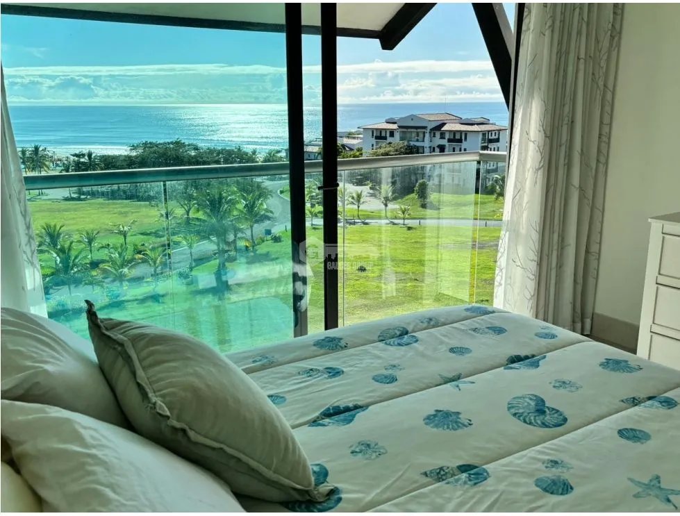 SE VENDE APARTAMENTO EN SAN CARLOS CASAMAR 215M VISTA AL MAR AMOBLADO