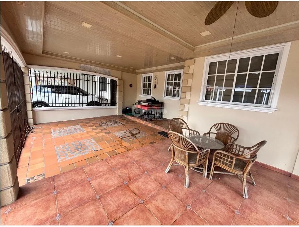 Single Family House for sale in Villa Lucre