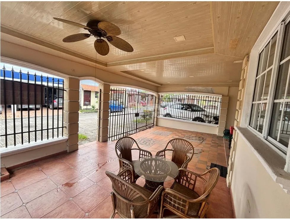 Single Family House for sale in Villa Lucre