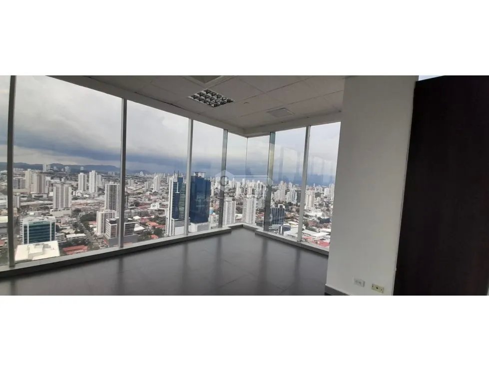 CALLE 50 / TORRE GLOBAL BANK / OFICINA / 320M2 / CON DIVISIONES