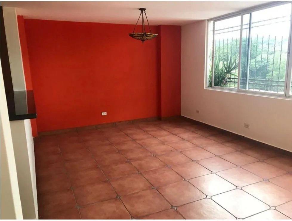 SE VENDE CASA EN VILLA DE LAS FUENTES DE 473M  2 NIVELES CON JACUZZI