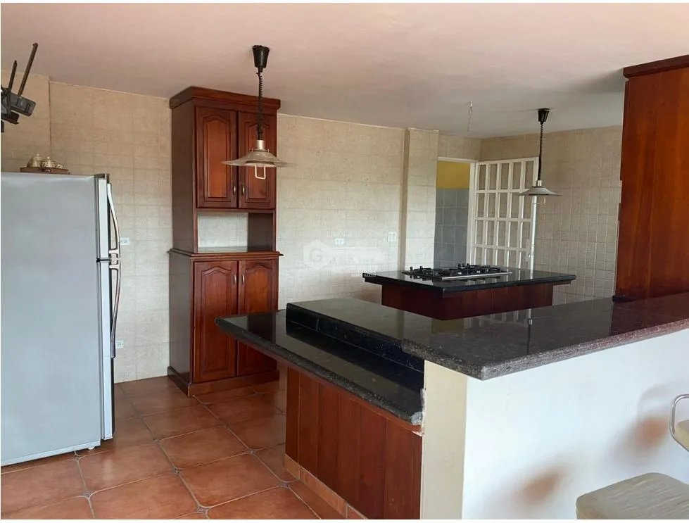 SE VENDE CASA EN VILLA DE LAS FUENTES DE 473M  2 NIVELES CON JACUZZI