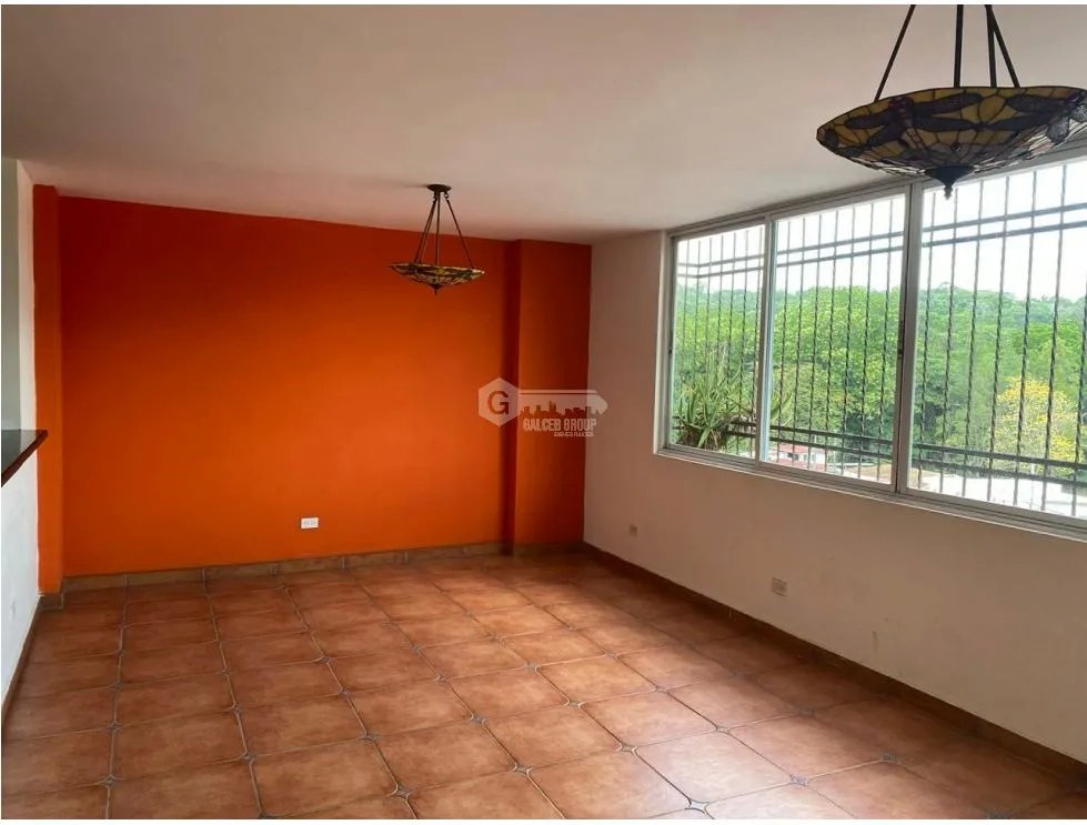 VILLA DE LAS FUENTES / 473M / 2 NIVELES / JACUZZI / 5 HABITAC