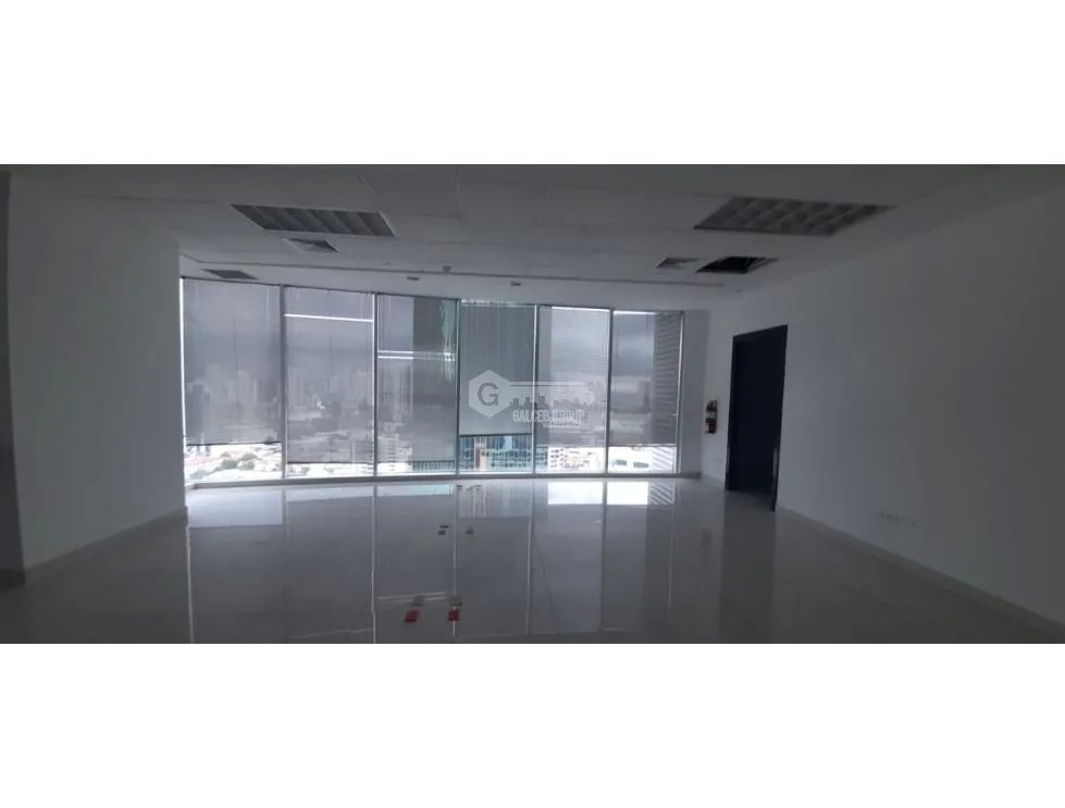 SE ALQUILA OFICINA EN CALLE 50 TORRE GLOBAL BANK DE 381M