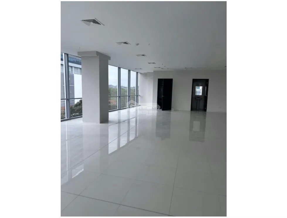 Office for rent in Costa del Este