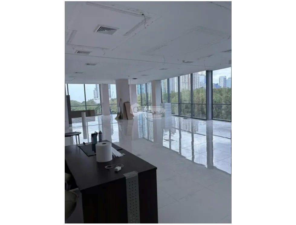 Office for rent in Costa del Este