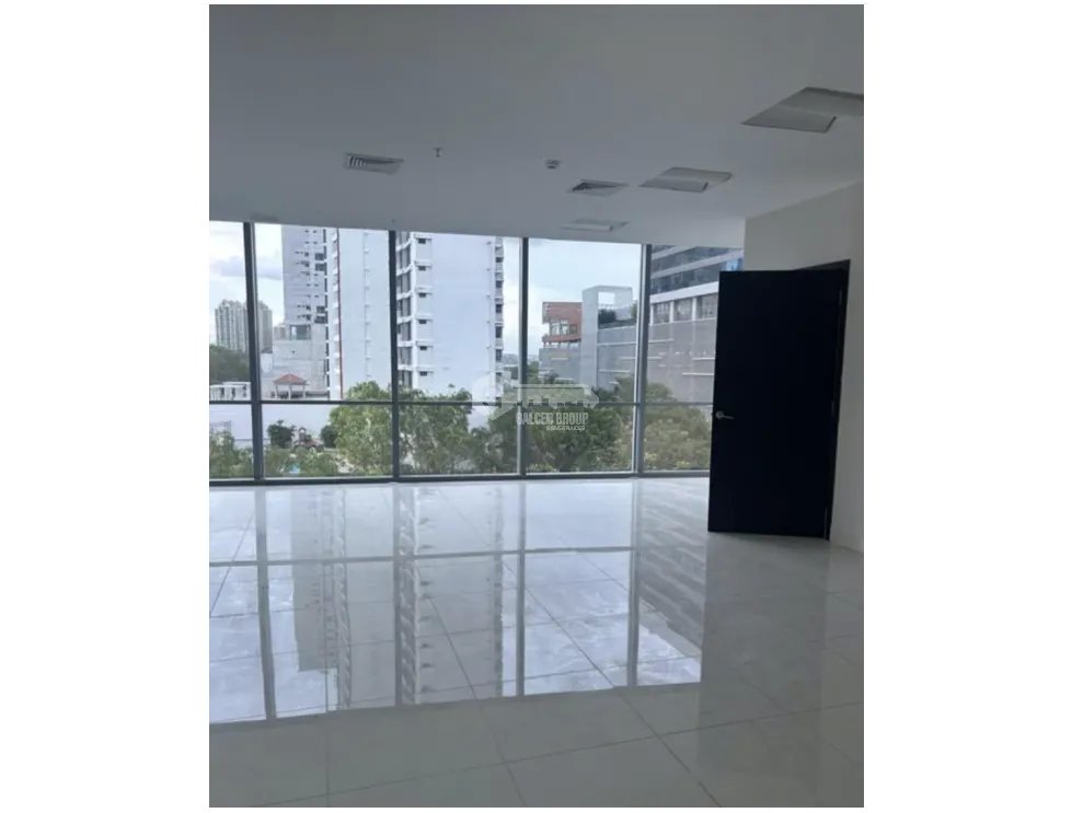 Office for rent in Costa del Este