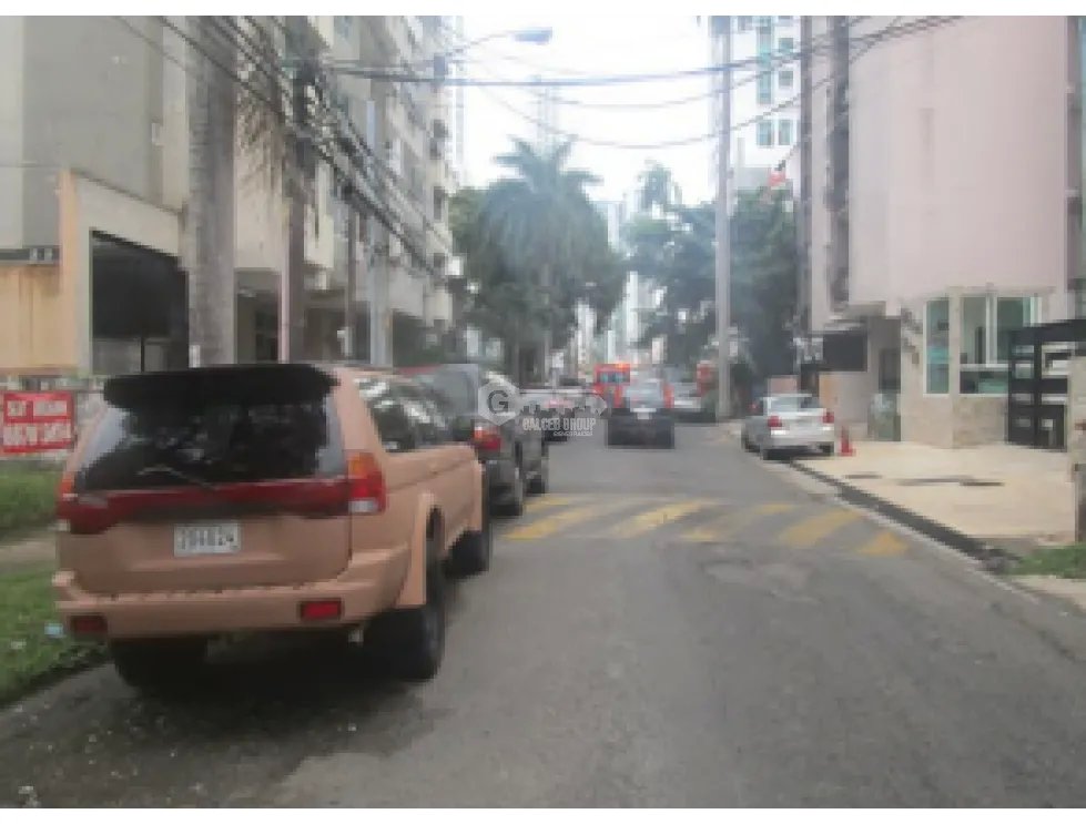 BELLA VISTA / TERRENO COMERCIAL / 703M / PLANO