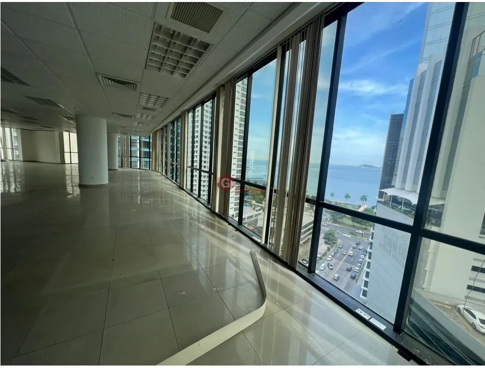 OFICINA / MARBELLA / TORRE PLAZA BANCO GENERAL / 514m2 / VISTA AL MAR