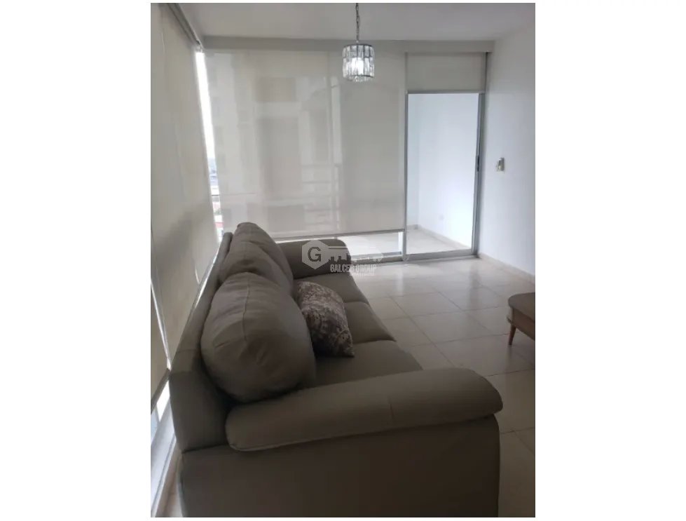 SE VENDE APARTAMENTO EN  SOL DEL ESTE DE 3 HABITACION Y 2 PARKING
